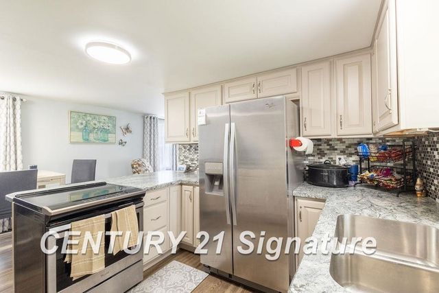 7151 N Seymour Road, Flushing, MI 48433