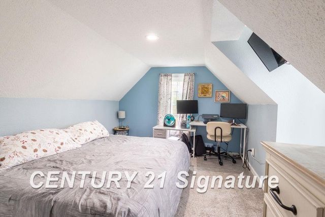 7151 N Seymour Road, Flushing, MI 48433