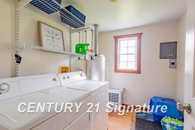 7151 N Seymour Road, Flushing, MI 48433