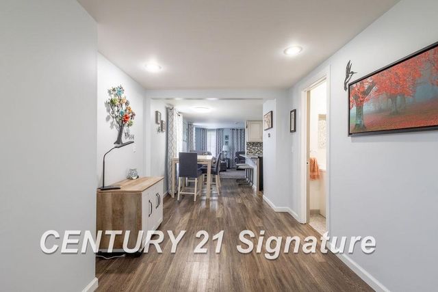 7151 N Seymour Road, Flushing, MI 48433