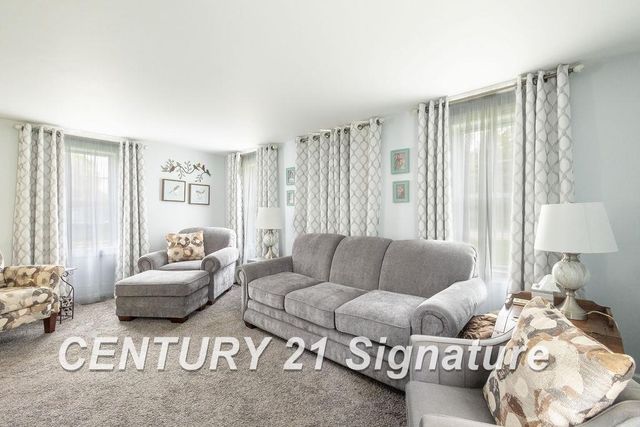 7151 N Seymour Road, Flushing, MI 48433