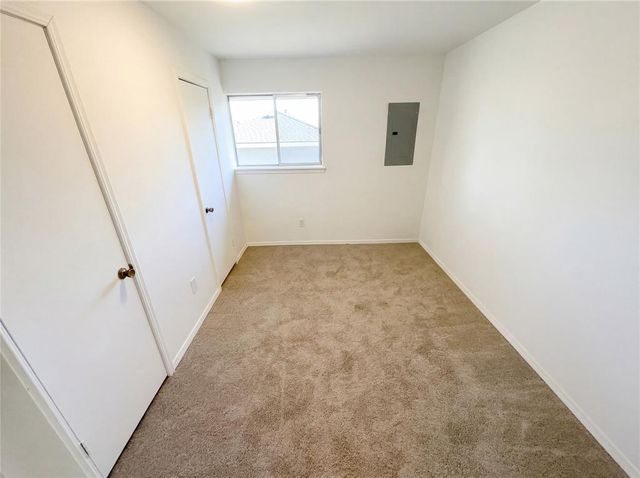 732 N Janeway Avenue, Moore, OK 73160