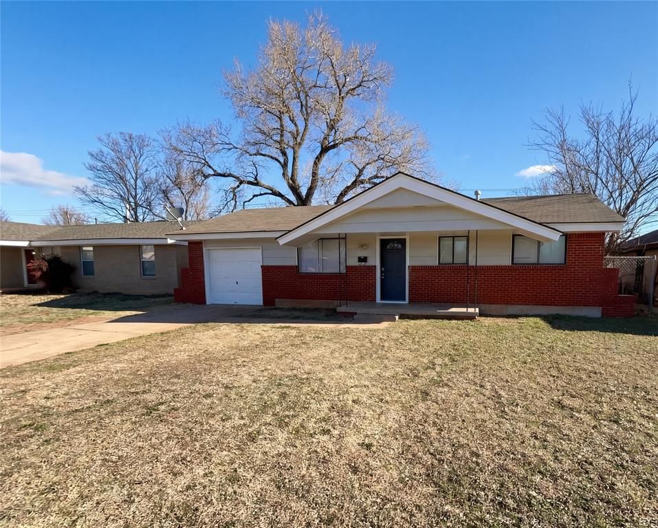 732 N Janeway Avenue, Moore, OK 73160