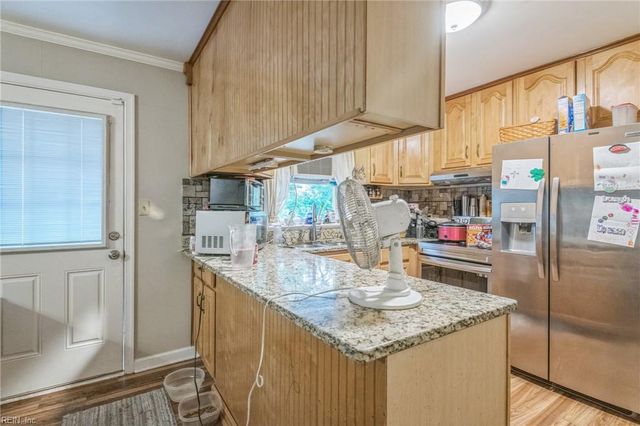 219 Saddler DR, Newport News, VA 23608