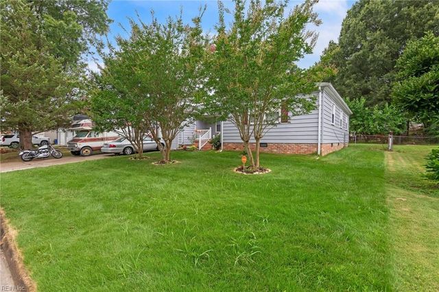 219 Saddler DR, Newport News, VA 23608