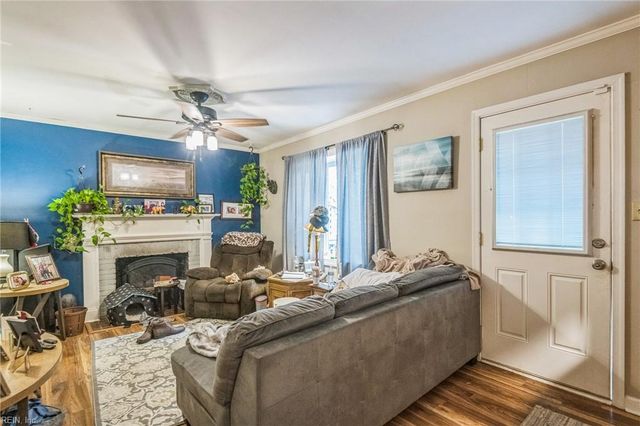 219 Saddler DR, Newport News, VA 23608