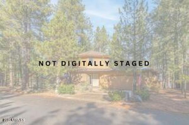 2302 TOM MCMILLAN --, Flagstaff, AZ 86005