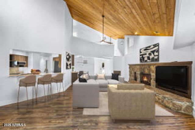 2302 TOM MCMILLAN --, Flagstaff, AZ 86005