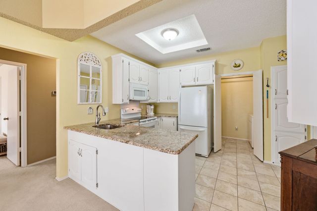 1828 Realistic Court, Bedford, TX 76021