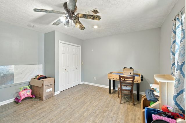 613 Cedar Bend Ln, La Vergne, TN 37086