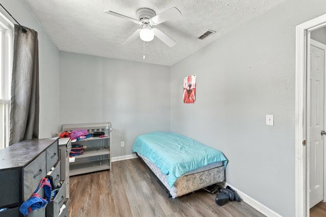 613 Cedar Bend Ln, La Vergne, TN 37086