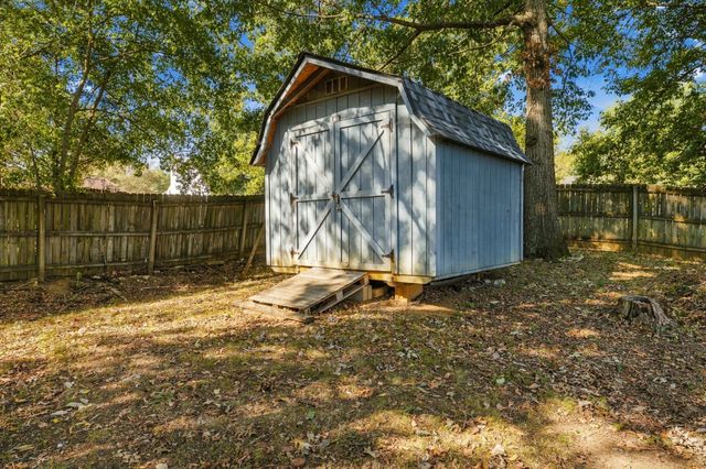 613 Cedar Bend Ln, La Vergne, TN 37086