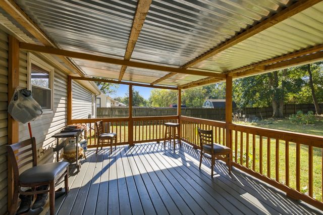 613 Cedar Bend Ln, La Vergne, TN 37086