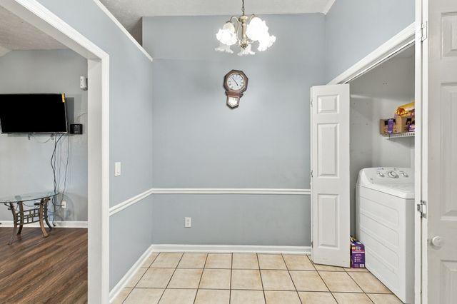 613 Cedar Bend Ln, La Vergne, TN 37086