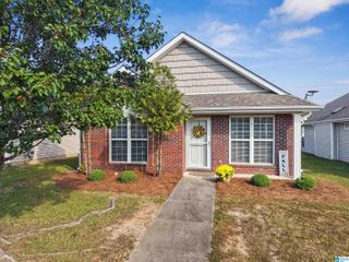 2219 VILLAGE LANE, Calera, AL 35040