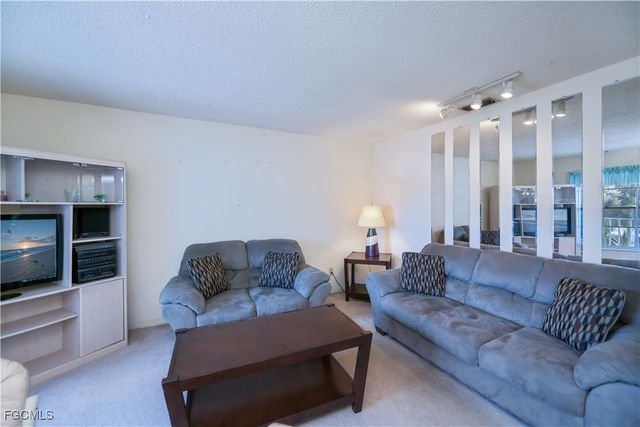 1100 Pondella RD 206, Cape Coral, FL 33909