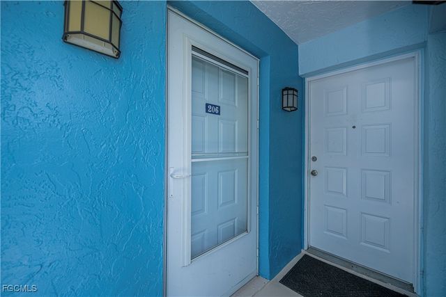 1100 Pondella RD 206, Cape Coral, FL 33909