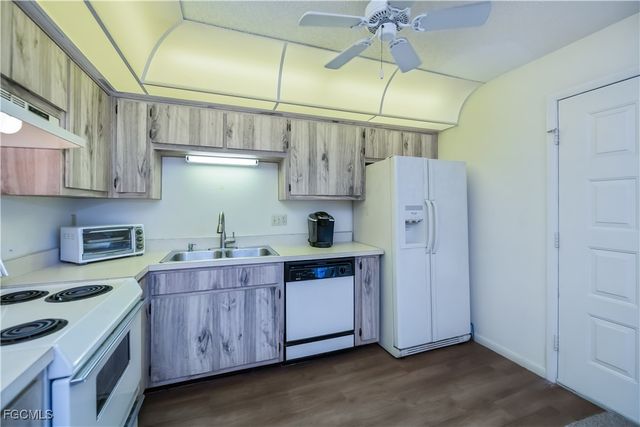 1100 Pondella RD 206, Cape Coral, FL 33909