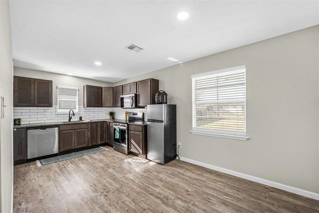 5341 NW Glenn Ave, Lawton, OK 73505