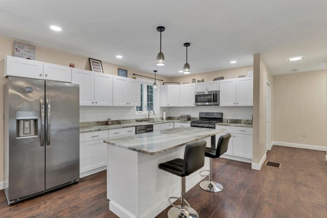 185 Town House Road, Effingham, NH 03882