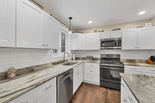 185 Town House Road, Effingham, NH 03882