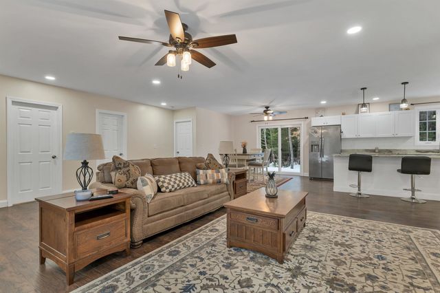 185 Town House Road, Effingham, NH 03882