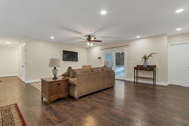 185 Town House Road, Effingham, NH 03882