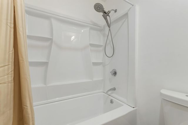 185 Town House Road, Effingham, NH 03882