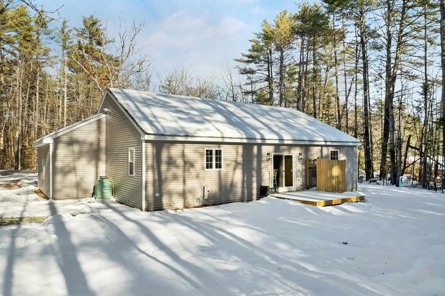 185 Town House Road, Effingham, NH 03882