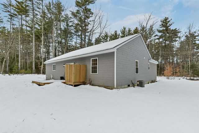 185 Town House Road, Effingham, NH 03882