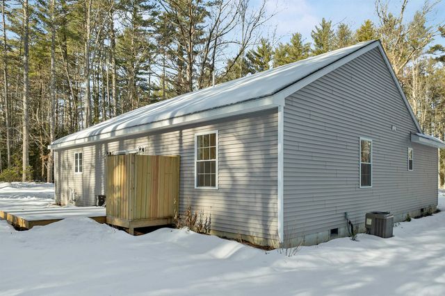 185 Town House Road, Effingham, NH 03882