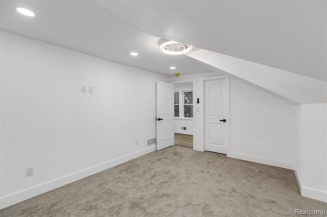 12519 Maiden Street, Detroit, MI 48213