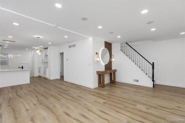 12519 Maiden Street, Detroit, MI 48213