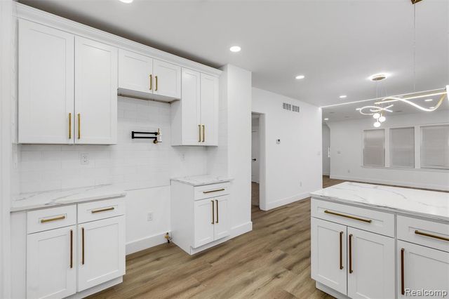 12519 Maiden Street, Detroit, MI 48213