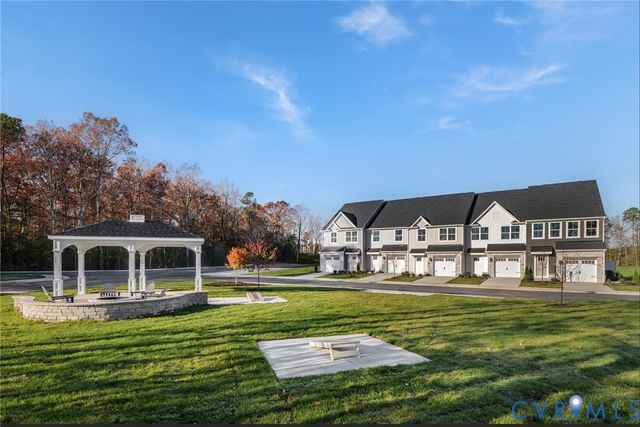 10648 Pink Lilly Ln, Chester, VA 23831