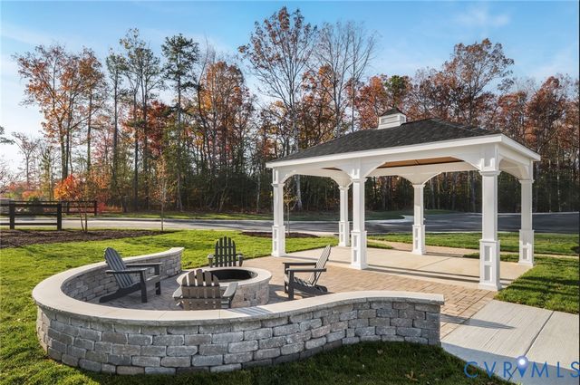 10648 Pink Lilly Ln, Chester, VA 23831