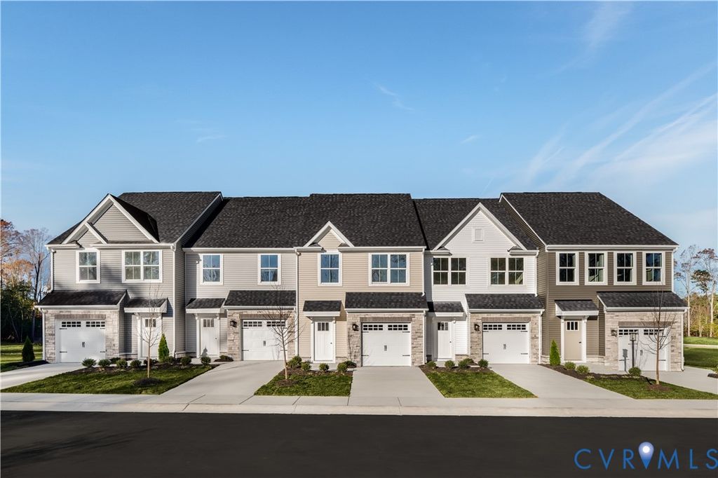 10648 Pink Lilly Ln, Chester, VA 23831