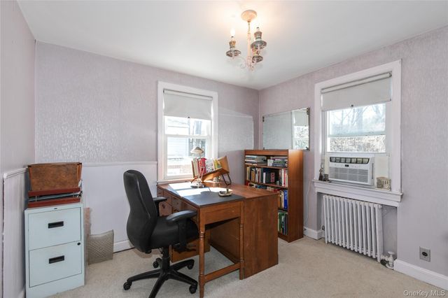 8 Plymouth Road, Great Neck, NY 11023