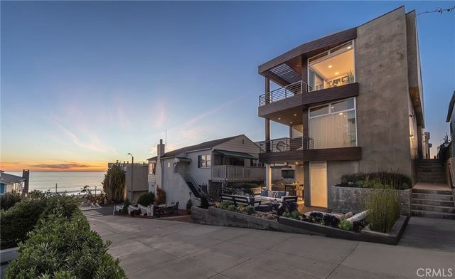 121 16th Street, Manhattan Beach, CA 90266