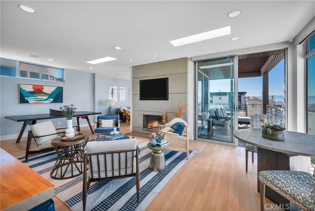 121 16th Street, Manhattan Beach, CA 90266