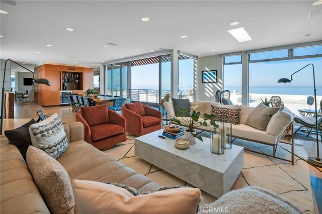 121 16th Street, Manhattan Beach, CA 90266