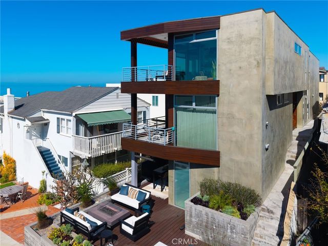 121 16th Street, Manhattan Beach, CA 90266