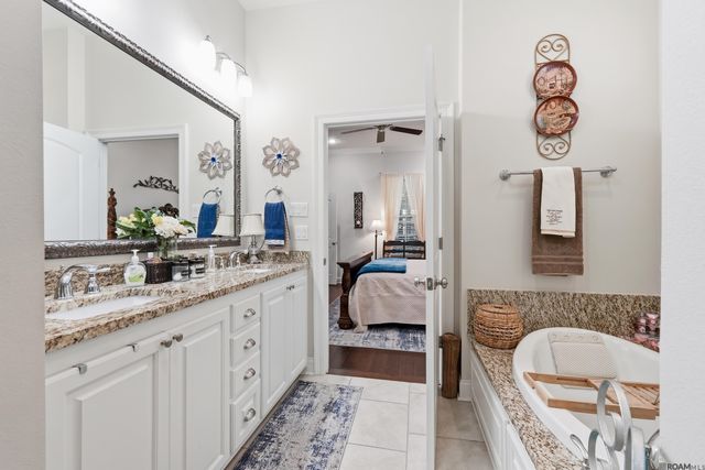 1257 Rockport St, Zachary, LA 70791