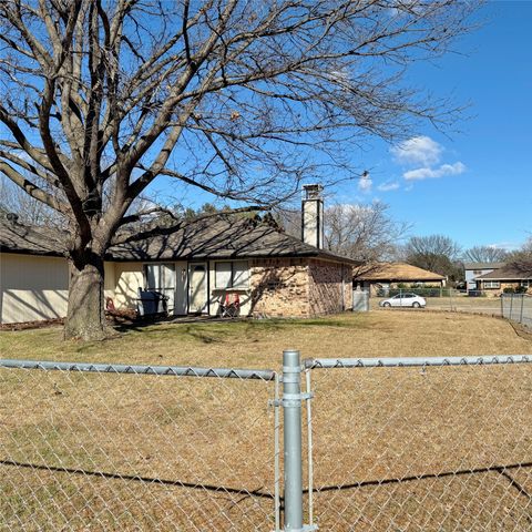 1122 Pyramid Drive, Garland, TX 75040