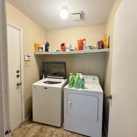 1122 Pyramid Drive, Garland, TX 75040