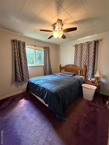 2065 Brady Avenue, Burton, MI 48529