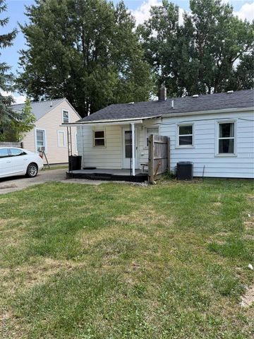 2065 Brady Avenue, Burton, MI 48529