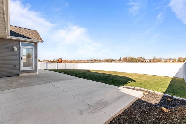 W6776 WILMINGTON LANE, Greenville, WI 54942