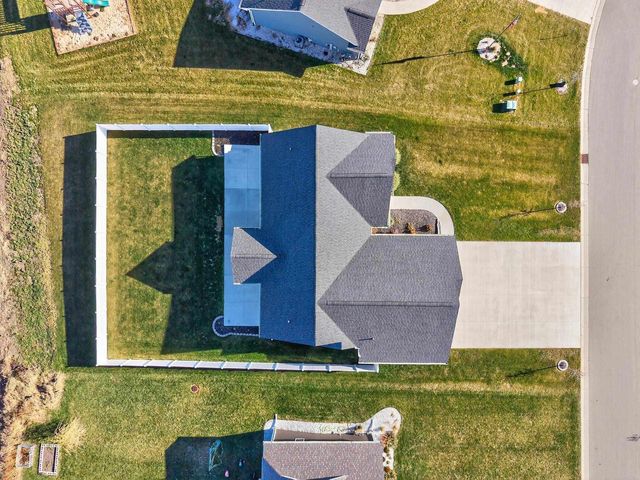 W6776 WILMINGTON LANE, Greenville, WI 54942