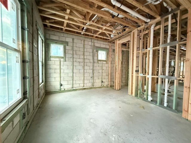 246 44TH AVENUE N, St Petersburg, FL 33703